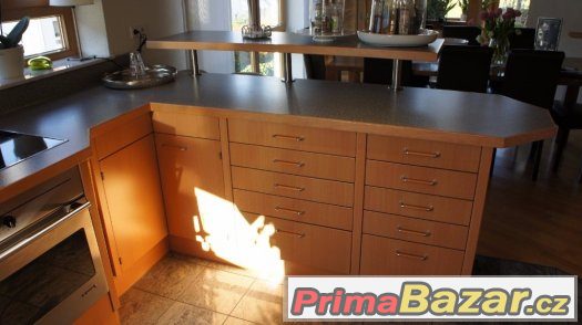 Kuchyňská linka se spotřebiči Kuchyňská linka se spotřebiči