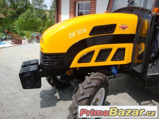 traktor Dong Feng 354 s kabinou na SPZ, 35 Hp, 4x4, AKCE