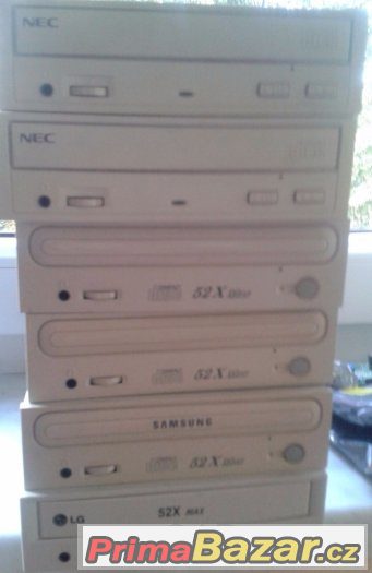 CD ROM NEC nebo Samsung