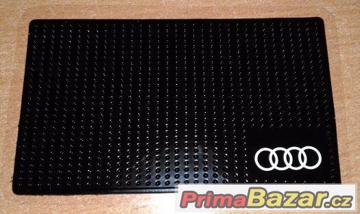 protiskluzová podložka Audi 150 X 90 X 3mm doprava zdarma