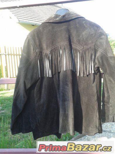 Kožená bunda a australský kabát