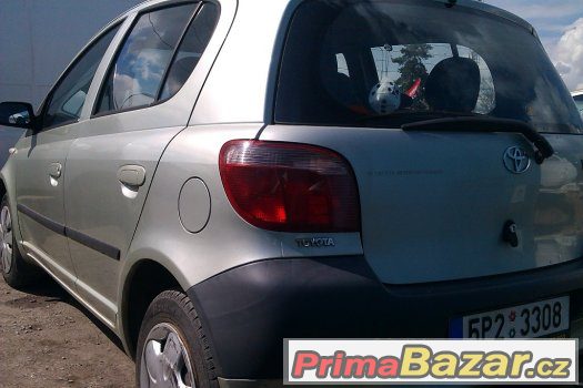 TOYOTA YARIS 1,0i