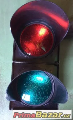 Semafor Siemens svetla  navestidlo cervena zelena
