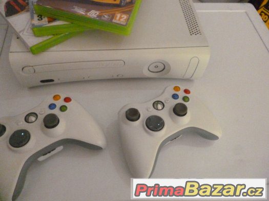 Konzole Xbox 360 E 360® 15GB+3Hra+2xOvl