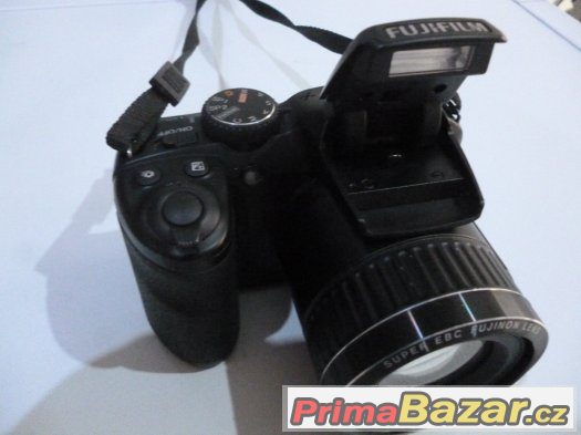 Fujifilm FinePix S4800