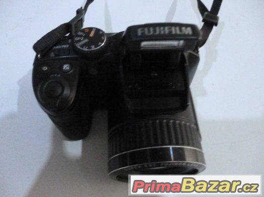 Fujifilm FinePix S4800