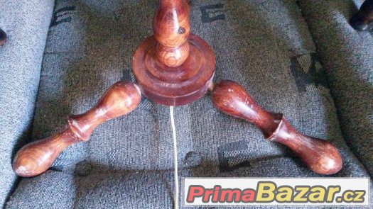 Dřevěná lampa Dřevěná lampa