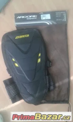 Chránič páteře Arcore