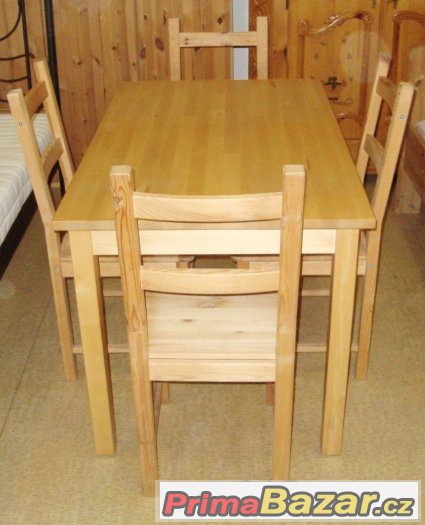 Jídelni stůl z borovice + 4 ks židle - celomasiv