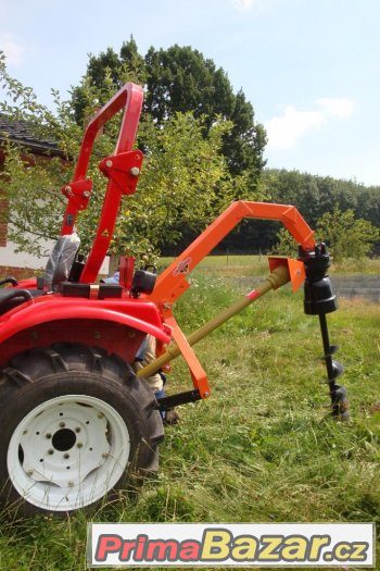 Půdní, zemní vrták CR12 za traktor a malotraktor, jamkovač