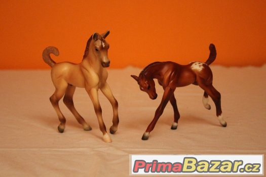 Breyer Horses - Colorful Foals Play Set 2009