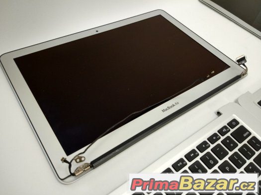 ROZPRODEJ- APPLE MACBOOK AIR 13.3