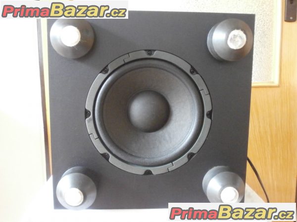 Aktivní subwoofer JBL SUB 135