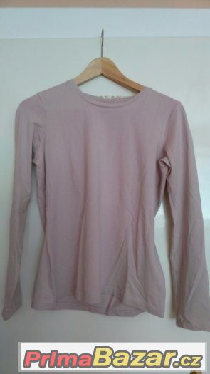 Světle růžové tričko-dlouhý rukáv