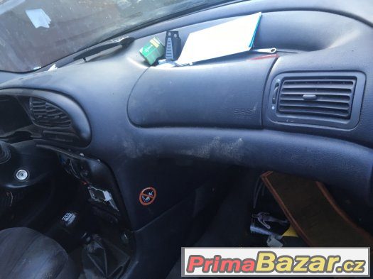 Palubovka Ford Mondeo 1.8