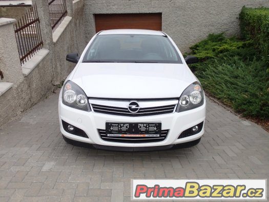 Opel Astra 1.7CDTI 81kW Koup.ČR,Servisní kniha,Tažné zařízen