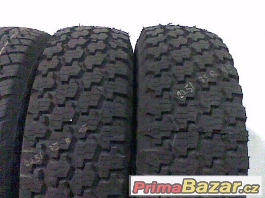 225-75-r15-univerzalni-goodyear