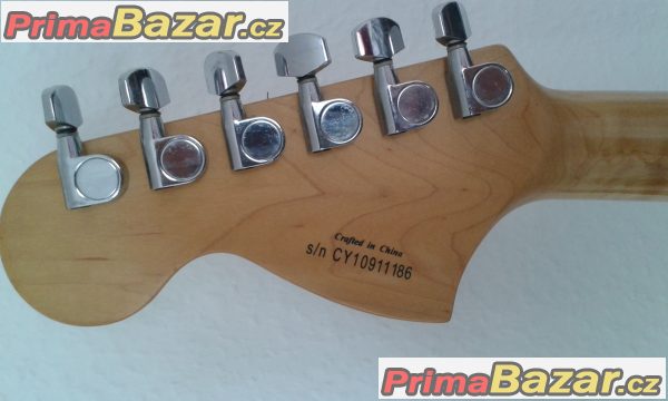 kytara Squier fender