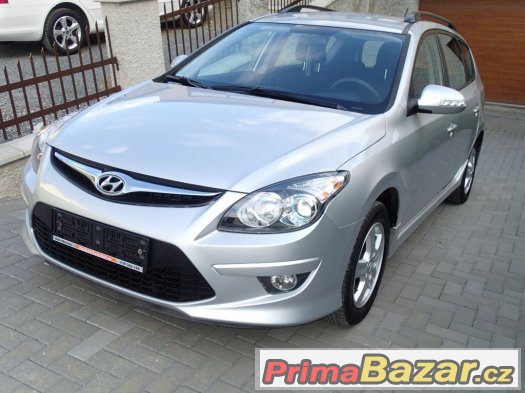 Hyundai i30 CW 1.4i CVVT Koup.ČR,Servisní kniha,ZÁRUKA 06/17