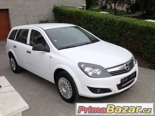 Opel Astra 1.7CDTI 81kW Koup.ČR,Servisní kniha,Tažné zařízen