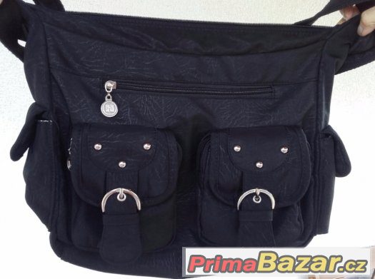 Černá prostorná crossbody taška / kabelka