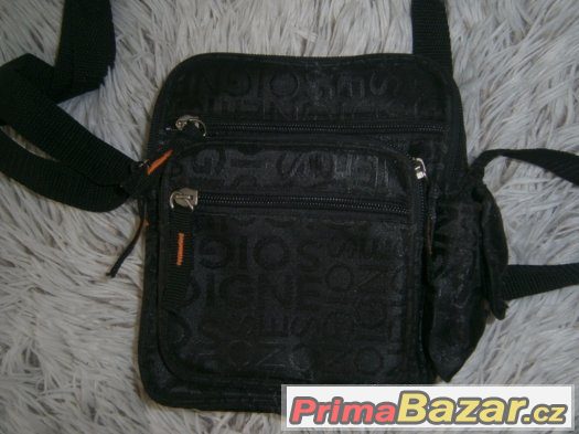 Černá crossbody taštička