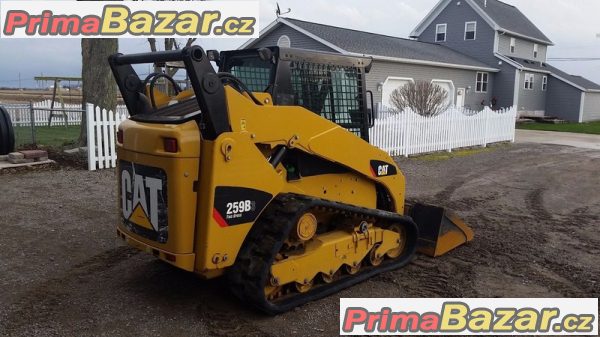 Pásový nakladac Caterpillar 259RB3