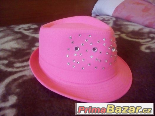 Nový růžový klobouk, 58 cm