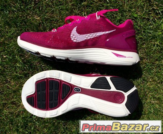 Damske bezecke boty Nike Lunarglide 5+