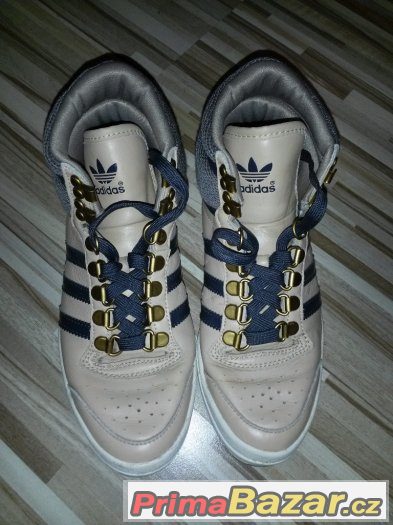 BOTY ADIDAS vel.4 a 1/2