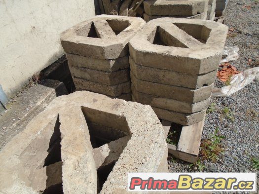 betonove-zatravnovaci-panely
