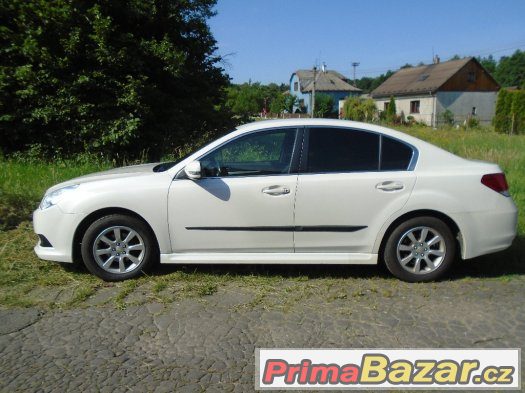 Prodám Subaru Legacy 2.0 benzín, automat, r. 2011,