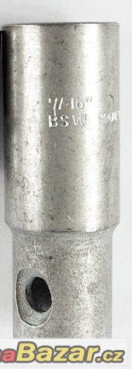nástrčný klíč 21mm na zapalovací svíčky nástrčný klíč 21mm na zapalovací svíčky