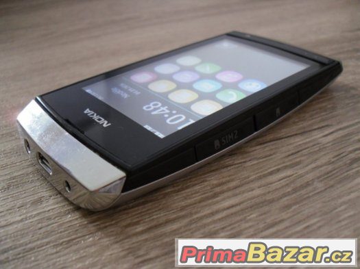 Nokia Asha 305,Dual sim,slot na microSD,2MPx foto,top stav