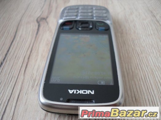 Nokia 6303, stříbrná,klasický tlačítkový tel.,perfektní stav