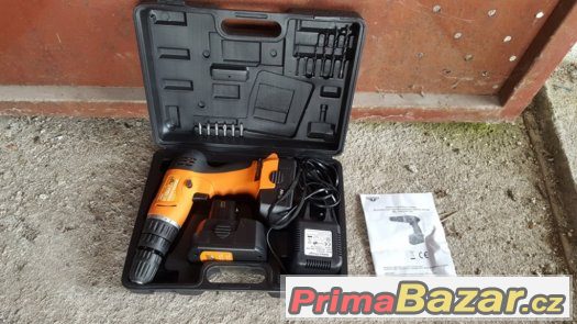 aku-vrtacka-18v-2x-baterie-zanovni
