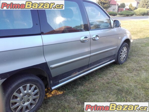 ramy kia carnival original s atestaci