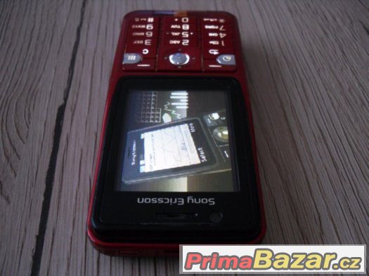 Sony Ericsson K530i,2MPx foto,Bluetooth, perfektní stav.