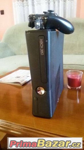 Xbox 360 500GB + KINECT + HRY