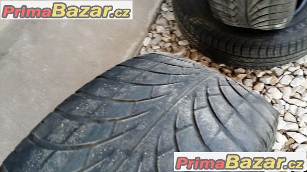 Viper 4x100 7jx15 et37 pneu Ventus 195/50 r15 82H