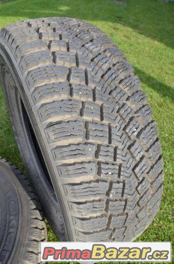 Zimní pneu NOKIAN LT 265/75 R16