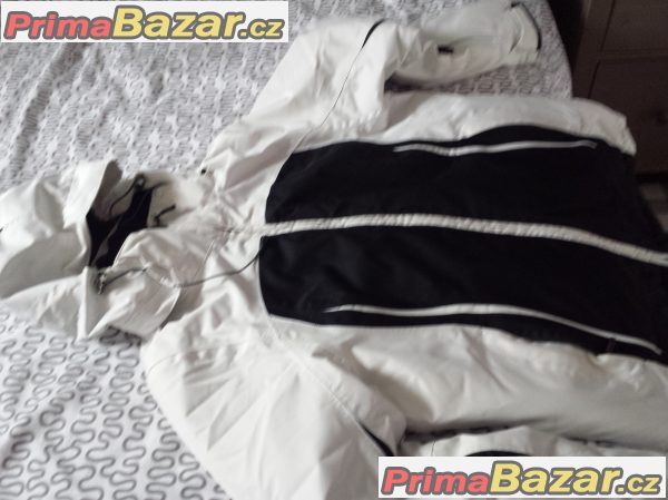 Alpine zimní bunda L super stav Alpine zimní bunda L super stav