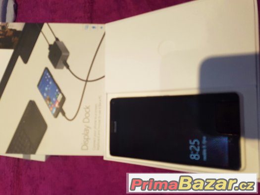 Microsoft Lumia 950 xl + display dock Microsoft Lumia 950 xl + display dock