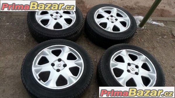 Renault Momo 4x100   pneu 195/60  r15