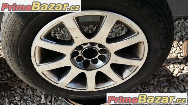 vzhled A8 s dvoji rozteči 5x112 a 5x100 7jx15 et35