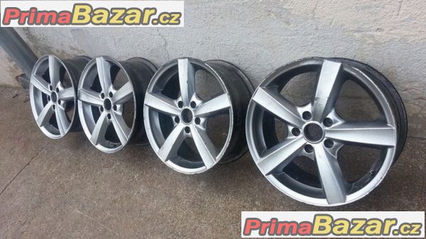 Dezent 5x114.3 7jx17 et40 r17