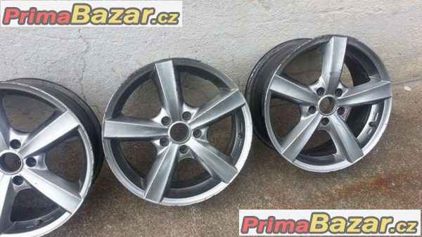 Dezent 5x114.3 7jx17 et40 r17