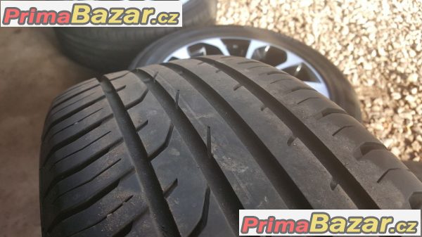 Nissan 40300 JD18C 5x114.3 6.5jx18 et40