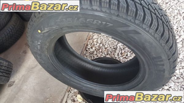 1xnova pneu Goodyear UltraGrip + SUV 4x4 225/65 r17
