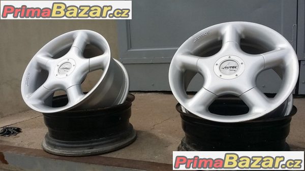 Nové, nepoužité Autec s dvoji rozteči 4x100 a 4x108 et35 Nové, nepoužité Autec s dvoji rozteči 4x100 a 4x108 et35